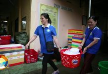 Báo hiếu cha mẹ bằng cách nào – Thích Thiện Tuệ bao hieu cha me bang cach nao th