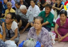 Chết Giữa Dòng Đời – Thích Thiện Tuệ chet giua dong doi thich thien t