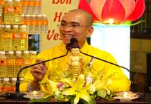 Giọng nói, đôi mắt và nụ cười của Phật – Thích Thiện Tuệ giong noi doi mat va nu cuoi cua