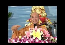 Niêm Hoa Vi Tiếu Và Chiếc Giầy Của Chư Tổ – Thích Trí Huệ niem hoa vi tieu va chiec giay c