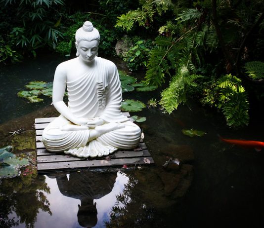 Đại Tỳ Kheo Tam Thiên Oai Nghi (Ba Ngàn Oai Nghi Của Vị Đại Tỳ Kheo) kinh luat luan 43