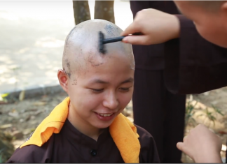 Bố mẹ không chấp nhận con đi tu Bố mẹ không chấp nhận con đi tu