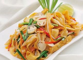 Hủ tíu xào chay vị me bổ dưỡng Hủ tíu xào chay vị me bổ dưỡng