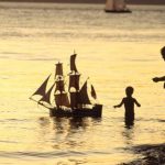 Mẹ là Bồ Tát đời con (Vu Lan 1999) Mẹ là Bồ Tát đời con (Vu Lan 1999)
