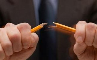 Tâm nóng giận làm hại đời chúng ta tam-nong-gian-lam-hai-doi-chung-ta
