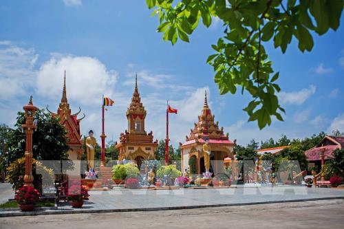 Cận cảnh ngôi chùa Khmer đẹp nhất miền Tây Nam Bộ