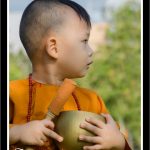 Chú tiểu & thư pháp (Phần 01) Chú tiểu & thư pháp (Phần 01)