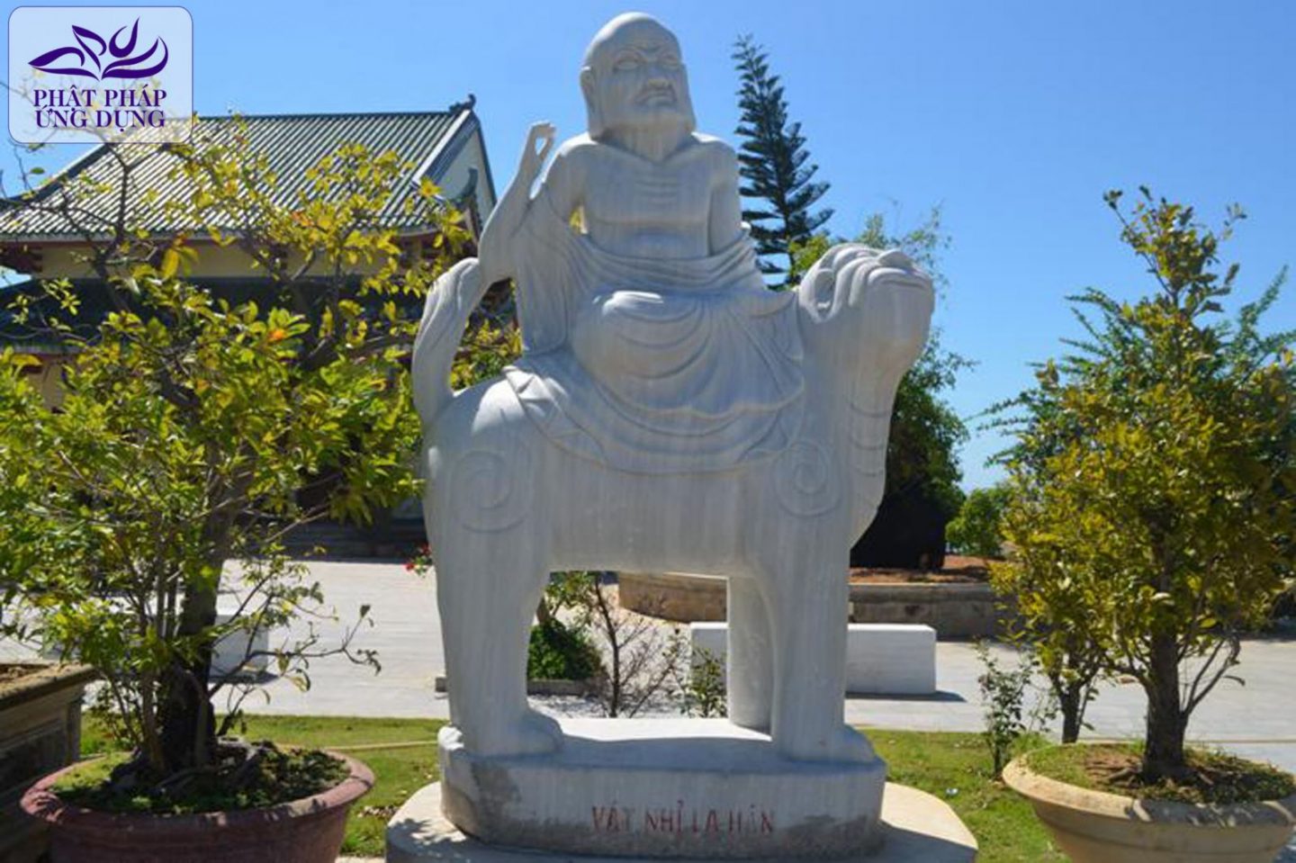 Chùa Linh Ứng: Chiêm ngưỡng Tượng Phật Bà và 18 vị La Hán lớn nhất Việt Nam