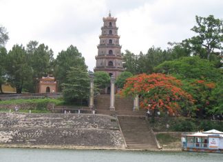 Chùa Ở Huế – Phong Cảnh Tú Lệ Đậm Thơ Ca! Chùa Ở Huế – Phong Cảnh Tú Lệ Đậm Thơ Ca!