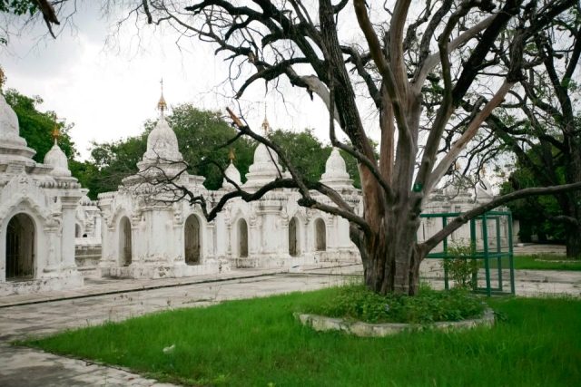 Độc đáo Tam tạng thánh điển ở chùa Kuthodaw