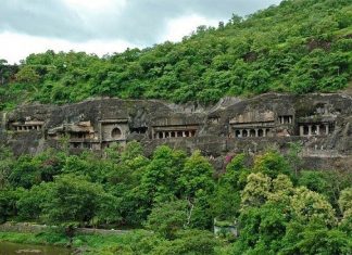 Động nghìn Phật Deccan (Ấn Độ) Động nghìn Phật Deccan (Ấn Độ)