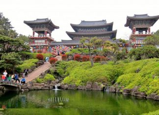 Ghé Thăm Ngôi Chùa Yakcheonsa Nổi Tiếng Trong Chuyến Du Lịch Hàn Quốc Ghé Thăm Ngôi Chùa Yakcheonsa Nổi Tiếng Trong Chuyến Du Lịch Hàn Quốc