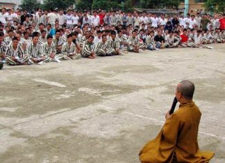 Giáo lý nhà Phật lan tỏa tới trại giam Giáo lý nhà Phật lan tỏa tới trại giam