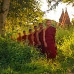 Giữ giới là con đường sáng cho tuổi trẻ Giữ giới là con đường sáng cho tuổi trẻ