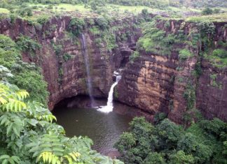 Kỳ vĩ Chùa Hang Ajanta Kỳ vĩ Chùa Hang Ajanta