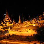 Lộng lẫy Chùa Vàng ở cố đô Myanmar Lộng lẫy Chùa Vàng ở cố đô Myanmar
