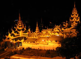 Lộng lẫy Chùa Vàng ở cố đô Myanmar Lộng lẫy Chùa Vàng ở cố đô Myanmar