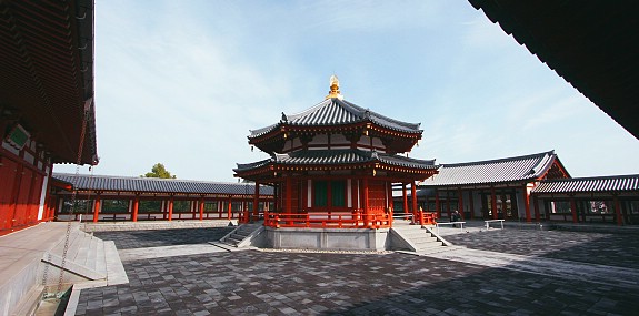 Nara duyên dáng và cổ kính