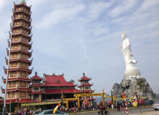 Ngôi chùa tâm linh Ngôi chùa tâm linh