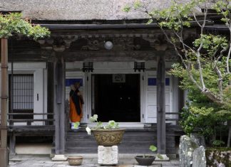 Nhật Bản: Hàng nghìn ngôi tự viện Phật giáo không có trụ trì Nhật Bản: Hàng nghìn ngôi tự viện Phật giáo không có trụ trì