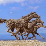 Những chú ngựa gỗ mừng năm mới