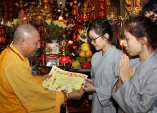 Phật tử tại gia với sứ mệnh hộ pháp và hoằng pháp Phật tử tại gia với sứ mệnh hộ pháp và hoằng pháp