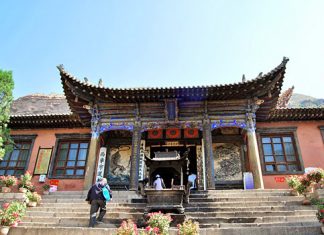 Trung Quốc: Khám phá Đền Bắc Phật giáo ở thành phố Tây Ninh, tỉnh Thanh Hải Trung Quốc: Khám phá Đền Bắc Phật giáo ở thành phố Tây Ninh, tỉnh Thanh Hải