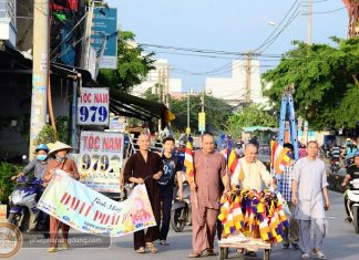 Tu Viện Tường Vân Và Người Dân Địa Phương Hân Hoan Đón Mừng Đại Lễ Phật Đản – Vesak 2019