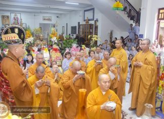 Kỷ niệm 12 năm ngày viên tịch cố Hòa Thượng Ân Sư Thích Phước Đại huy-ky-12-38