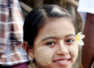 Nụ cười Myanmar