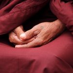 Tâm bất biến giữa dòng đời vạn biến