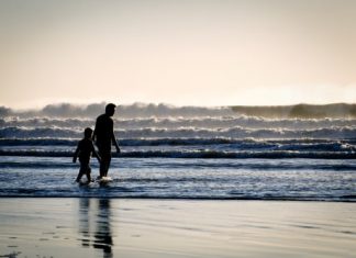 Vì có một người cha đã hứa