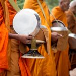 Bố Thí Ít, Bố Thí Nhiều! bo thi it bo thi nhieu