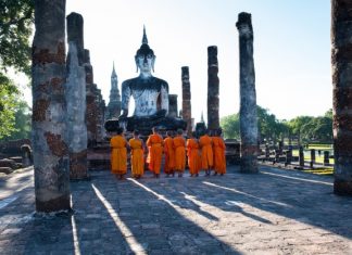 Khoảnh Khắc Được Đi Cùng Thầy khoanh khac duoc di cung thay