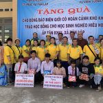 TVTV: Trao Tặng 200 phần quà cho đồng bào nghèo & bảo hiểm y tế cho 80 học sinh Tỉnh Tây Ninh. tay ninh 30