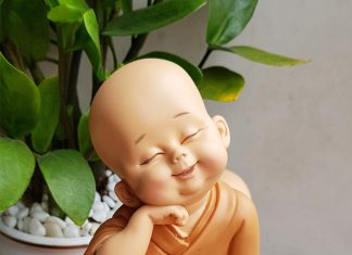 Cảm nghĩ từ một pho tượng cam-nghi-tu-mot-pho-tuong