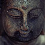 Nhặt được kim cương giữa lối bùn nhat duoc kim cuong giua loi bun