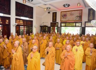 Bình Chánh: Lễ Đối Thú An Cư Kiết Hạ Tại Tu Viện Tường Vân DSC 2835