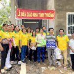 TVTV: Khánh thành cầu Tường Vân 22, bàn giao nhà tình thương, tặng quà cho đồng bào nghèo tại các tỉnh miền Tây. phat qua soc trang 17