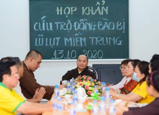 TVTV: Cuộc họp khẩn kế hoạch cứu trợ cho đồng bào bị lũ lụt miền Trung hop quy tt 1