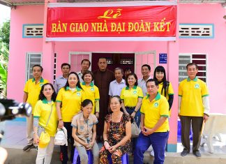 TVTV: bàn giao 03 căn nhà tình thương cho các hộ gia đình có hoàn cảnh khó khăn H. Trà Ôn nha tinh thuong 25122020 15
