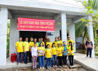 TVTV: Khánh thành cầu Tường Vân 23 và trao 03 căn nhà tình thương tỉnh Bến Tre. DSC 5106