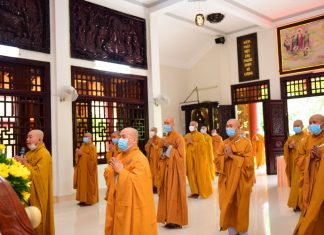 TVTV: Lễ Bố Tát & Sám Hối trong mùa An Cư Kiết Hạ năm Tân Sửu bo tat 0906 2