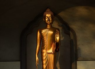 Câu chuyện 25. Nước và lửa truyen nuoc va lua