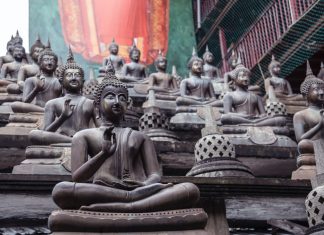 Câu chuyện 30. Tham thì thâm truyen tham thi tham