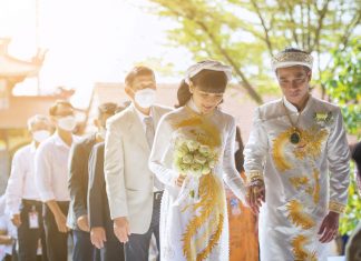 TVTV: Lễ Hằng Thuận: Nguyễn Tấn Tài (PD Giác Lợi) – Văn Thị Ái Loan hang thuan 2811 1