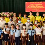 TVTV: Tiếp sức đến trường cho HS – SV nghèo vượt khó tại xã Tân Nhựt – H. Bình Chánh. hoc bong tan nhat 5 1