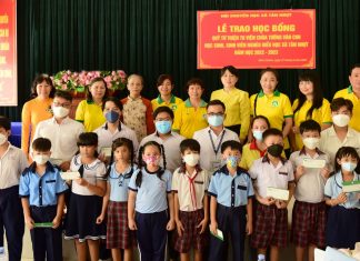 TVTV: Tiếp sức đến trường cho HS – SV nghèo vượt khó tại xã Tân Nhựt – H. Bình Chánh. hoc bong tan nhat 5 1