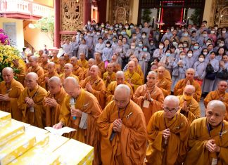 TVTV: Trang Nghiêm Lễ Tự Tứ, Khánh Tuế Và Dâng Pháp Y Công Đức tại Trường Hạ Tu Viện Tường Vân man ha 2022 10 1