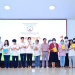 Kỹ Năng Sống: Chuyên đề 6: Giao Tiếp Và Ứng Xử ky nang song 06 63 1